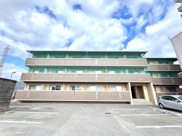 建物外観　全戸南向き♪