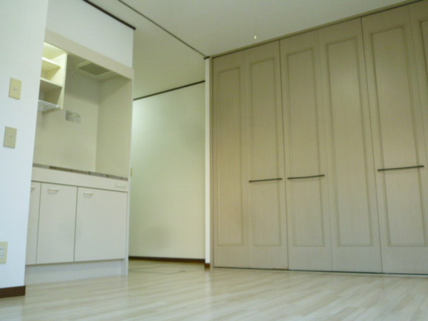 居室・リビング　フローリング貼り換え