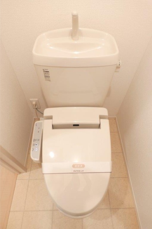 トイレ　図面と現状に相違がある場合には現状を優先