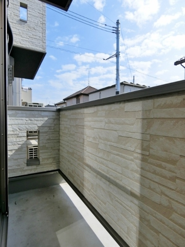 バルコニー　図面と現状に相違がある場合には現状を優先