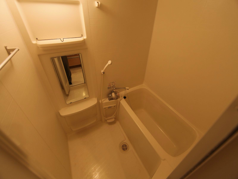 バス・シャワールーム　バスルーム（トイレお風呂別々）