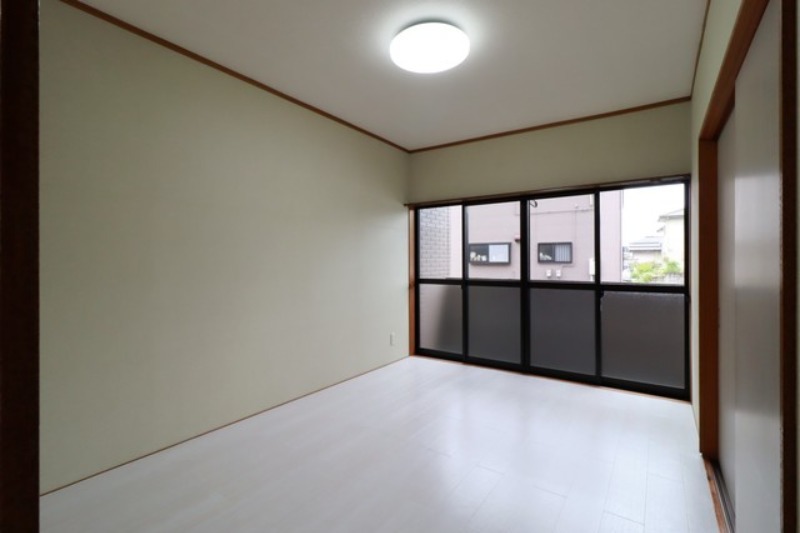 居室・リビング　図面と現状に相違がある場合には現状を優先