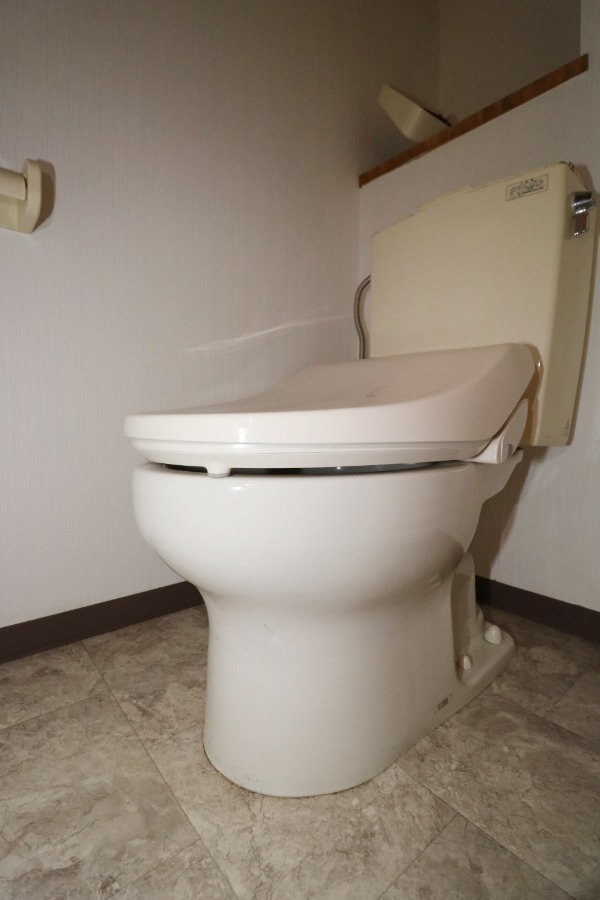 トイレ　トイレ