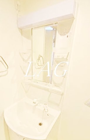 洗面設備　洗面台です。