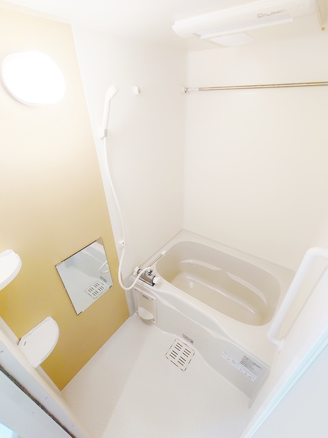 バス・シャワールーム　浴室乾燥・暖房機能付き浴室