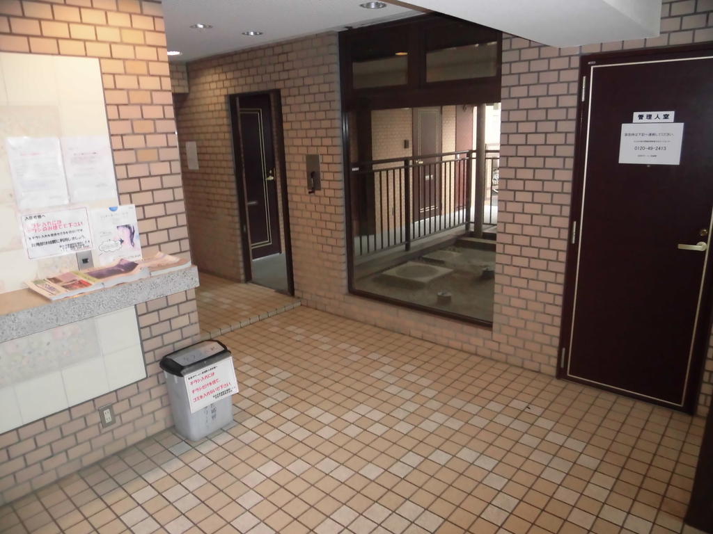 エントランス　エントランス