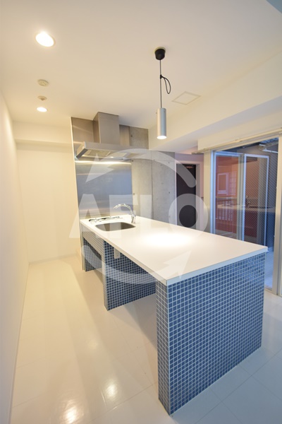 キッチン　ルクレ堺筋本町レジデンス　キッチン