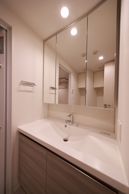 洗面設備　洗面台※別部屋参考写真