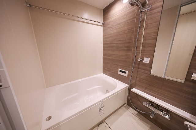 バス・シャワールーム　バスルーム※別部屋参考写真