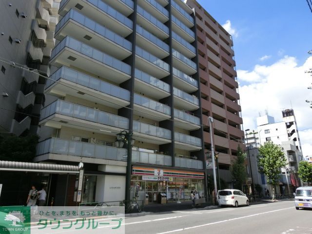 コンビニ　セブンイレブン荒川西日暮里1丁目店（コンビニ）まで180m