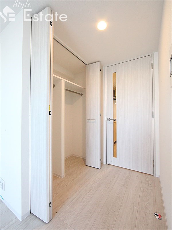 収納　クローゼット