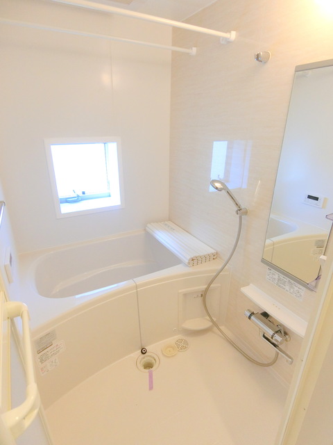 バス・シャワールーム　★追い焚き・浴室乾燥機★