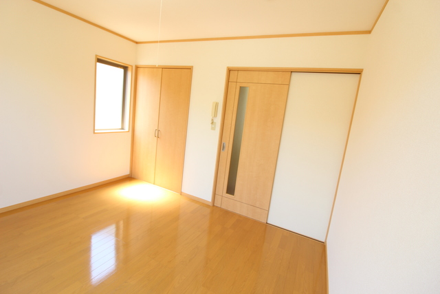 居室・リビング　反転タイプ別室参考写真※現状優先