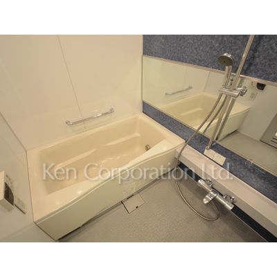 バス・シャワールーム　同タイプ18階のお部屋を撮影。仕様が異なることがあります。