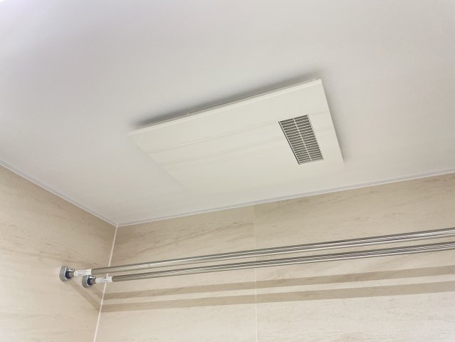 その他設備　浴室乾燥機乾燥機