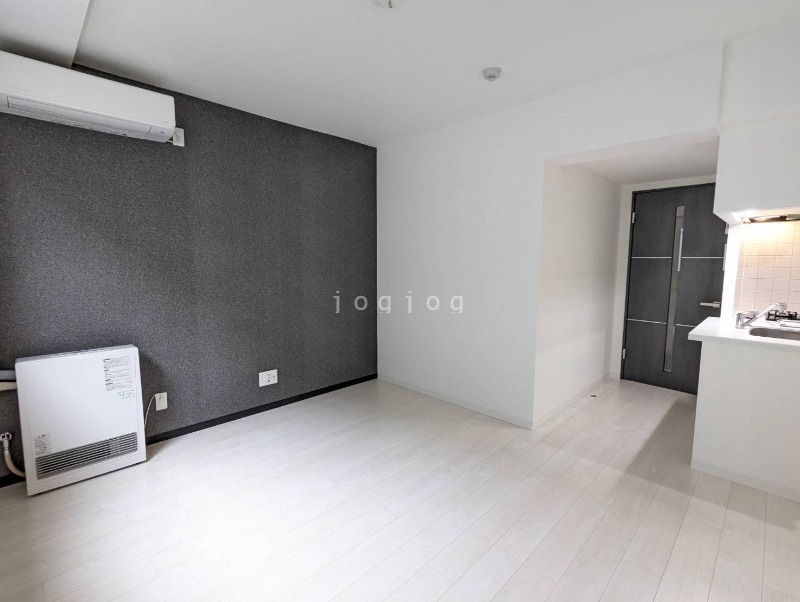 居室・リビング　同号室タイプ写真