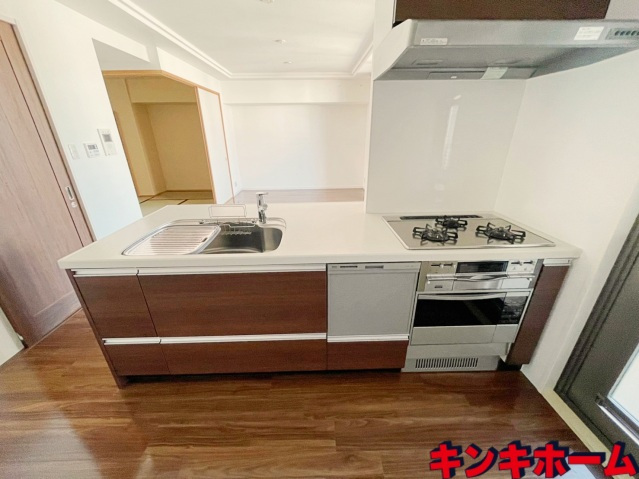 キッチン　写真は別のお部屋です。※現況を優先します