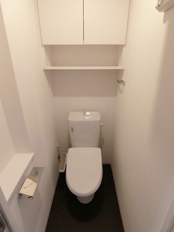 トイレ　※同仕様写真含む