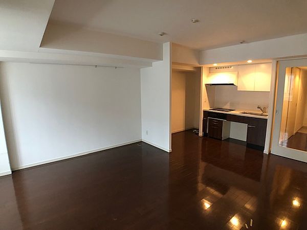 居室・リビング　使いやすい居間です