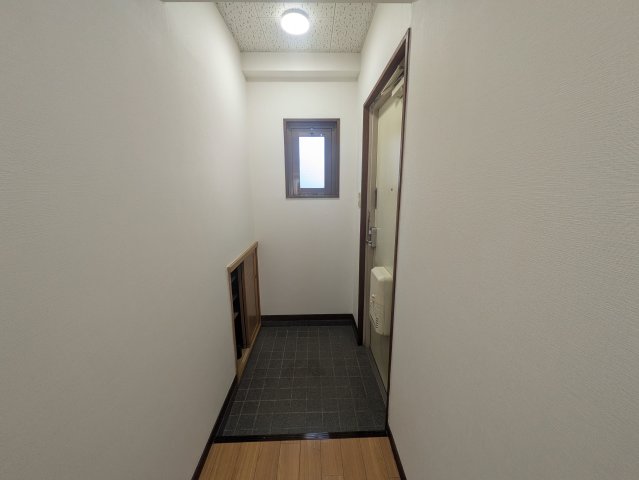 玄関　森ハイツ