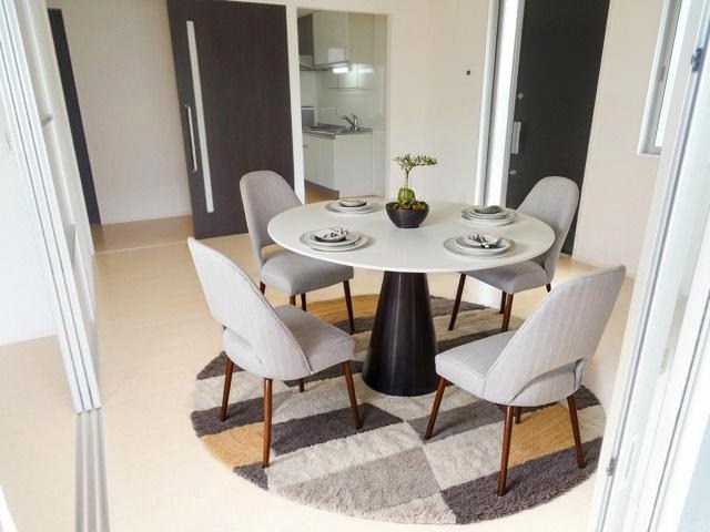 居室・リビング　ＣＧで家具等を配置したもので家具等は含まれません。