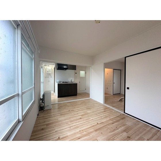 居室・リビング　リビング