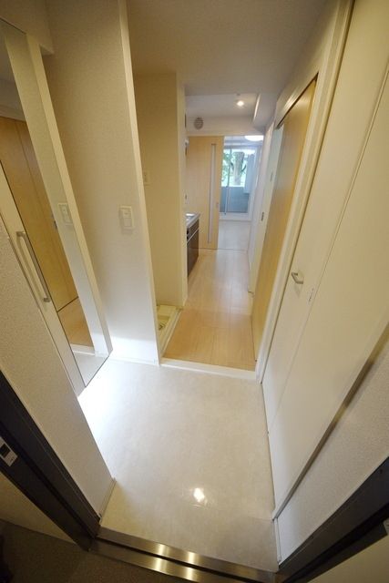 玄関　タウンハウジングまで