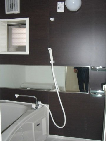 バス・シャワールーム　ゆったり過ごせるお風呂です
