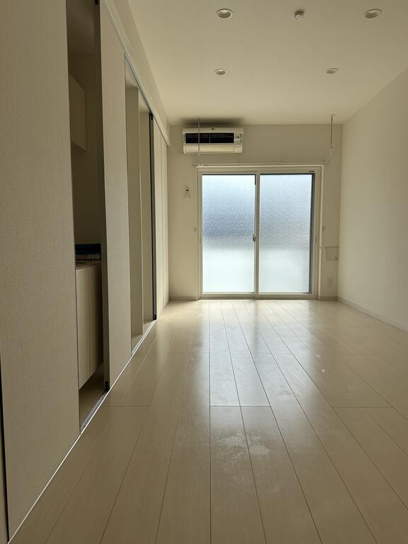 居室・リビング　※写真は105号室のものです