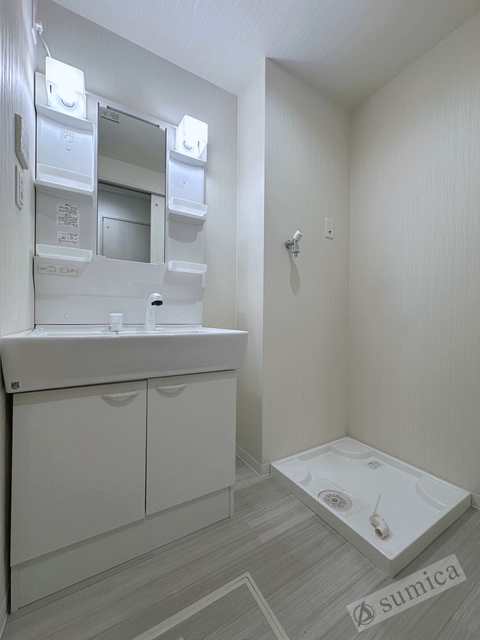 洗面設備　洗面脱衣所付き！独立洗面台が便利です♪♪