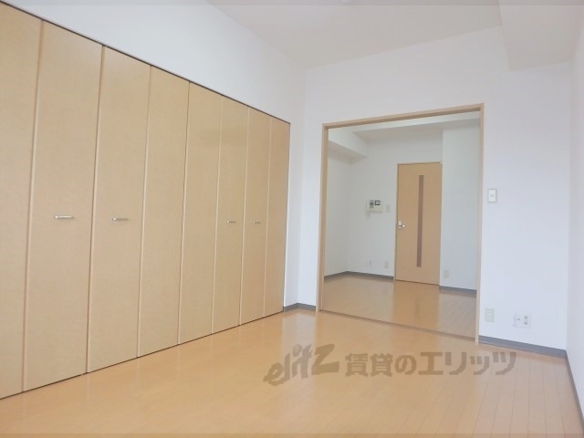 居室・リビング　洋室