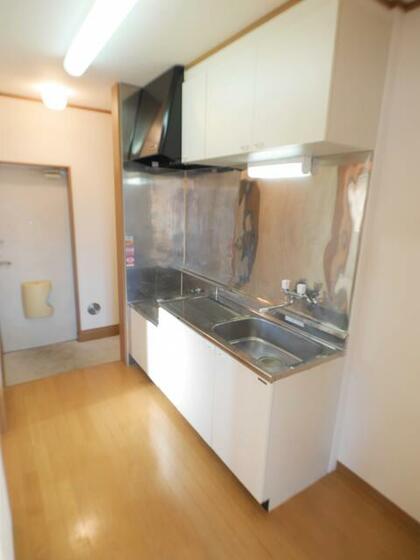 キッチン　給湯の温度設定可能。お湯のハンドル一本で適温が出ます。