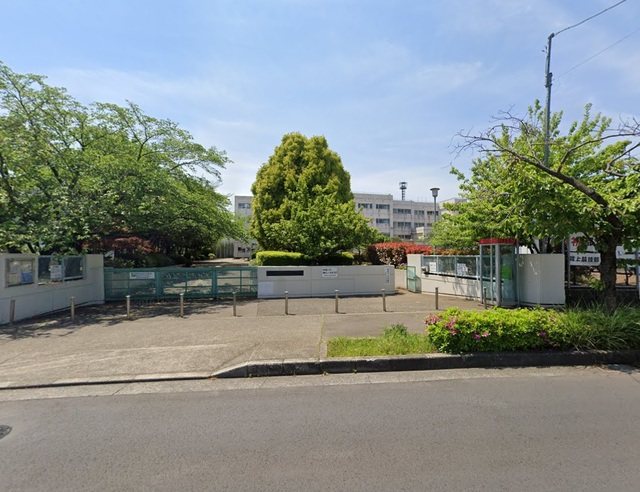 中学校　町田市立小山田中学校（中学校）まで1347m