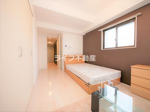 居室・リビング　個人の部屋や寝室として使える洋室です