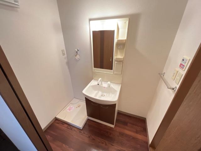 洗面設備　洗髪洗面化粧台