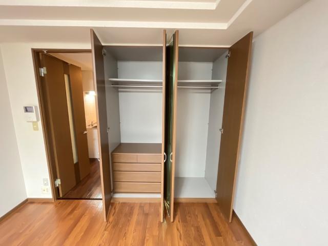 収納　クローゼット