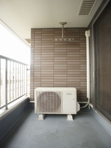 バルコニー　日当たり良好！お洗濯物がたくさん干せます♪