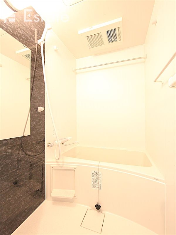 バス・シャワールーム　バスルーム