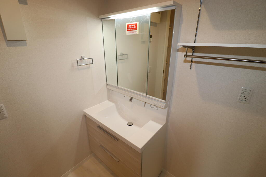 洗面設備　洗面台：画像は同社類似物件の写真