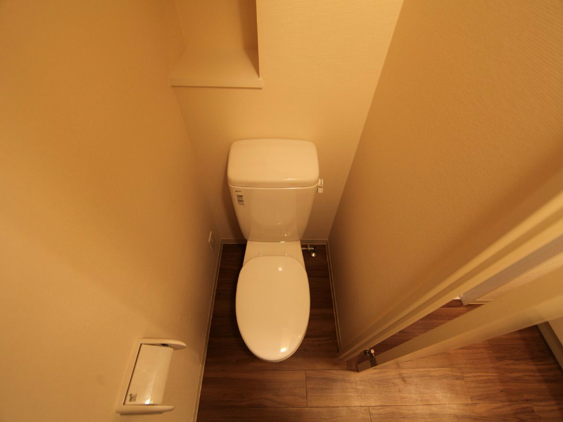 トイレ　トイレ　温水洗浄便座取り付け可