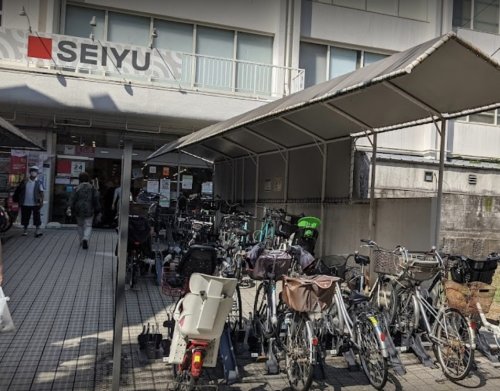 スーパー　西友 下高井戸店（スーパー）まで583m