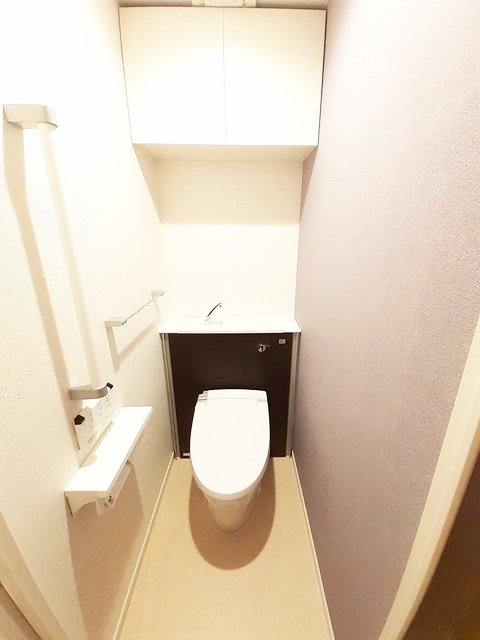 トイレ　★温水洗浄便座★