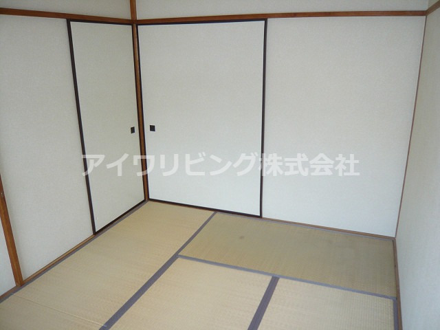 居室・リビング　和室6帖【イミグランドＶ】