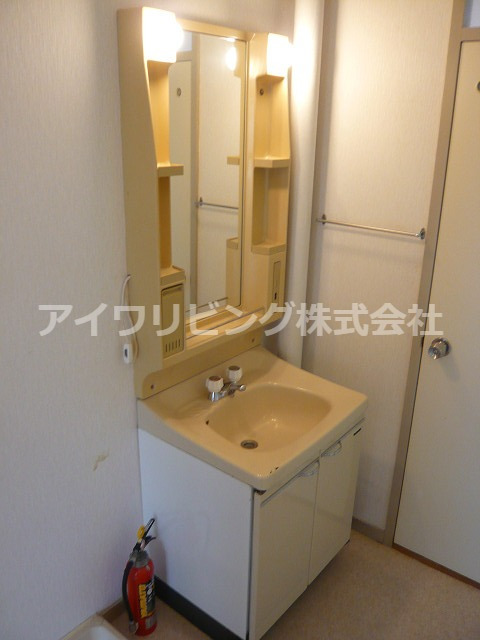 洗面設備　【イミグランドＶ】