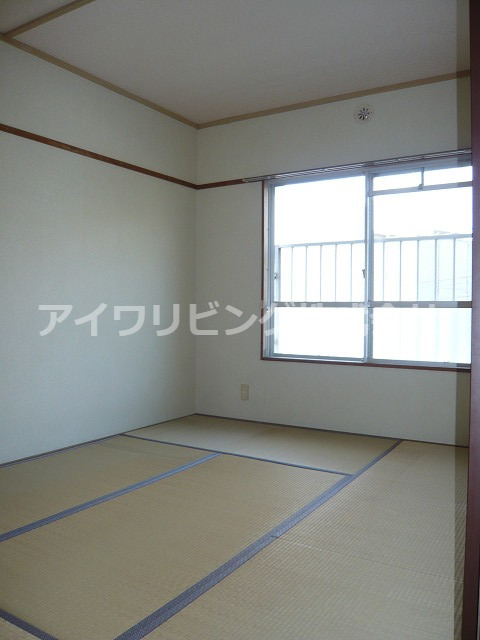 居室・リビング　【イミグランドＶ】