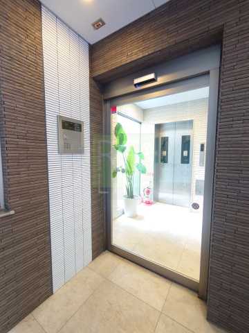 エントランス　リブリ・東上野