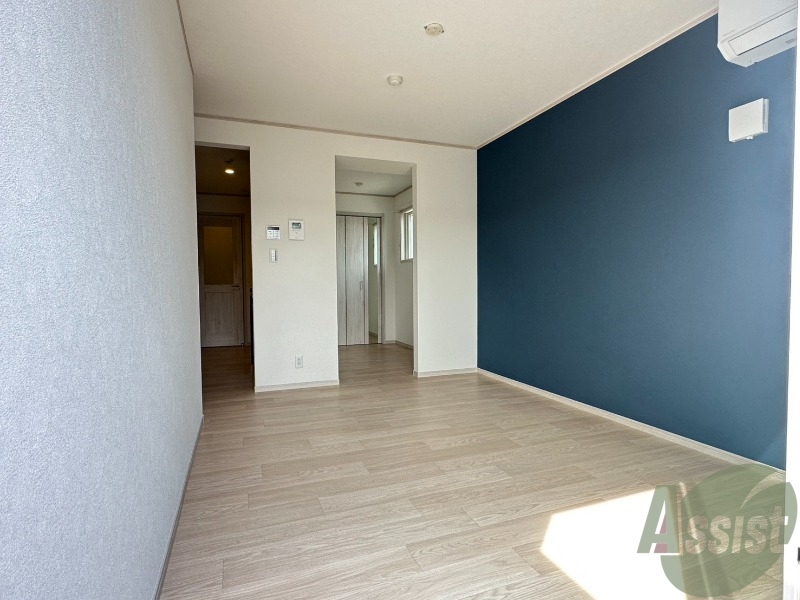 居室・リビング　南向きのリビングは陽当たりも良く気持ちがいいです。