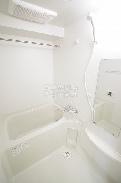 バス・シャワールーム　追い炊き・浴室乾燥機能付き