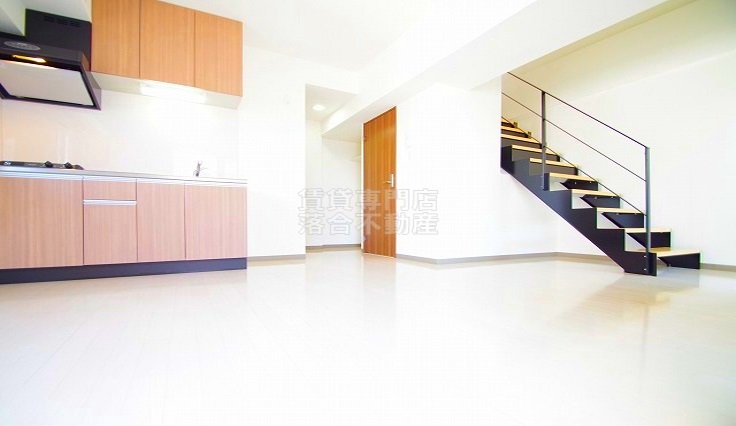 居室・リビング　明るく広々としたリビング♪