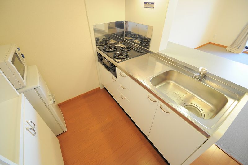 キッチン　備品や設備仕様は号室等により異なります現地をご確認下さい。